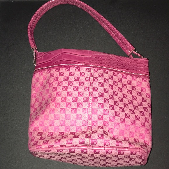 Liz Claiborne - Picture 2 of 3